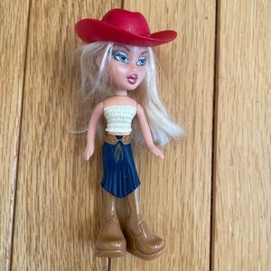 Vintage 5” Bratz Cloe Doll